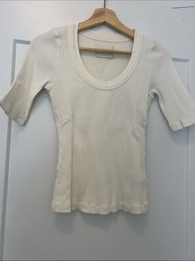 Cotton citizen Women’s Ribbed Scoop Neck Top - Cream like new condition